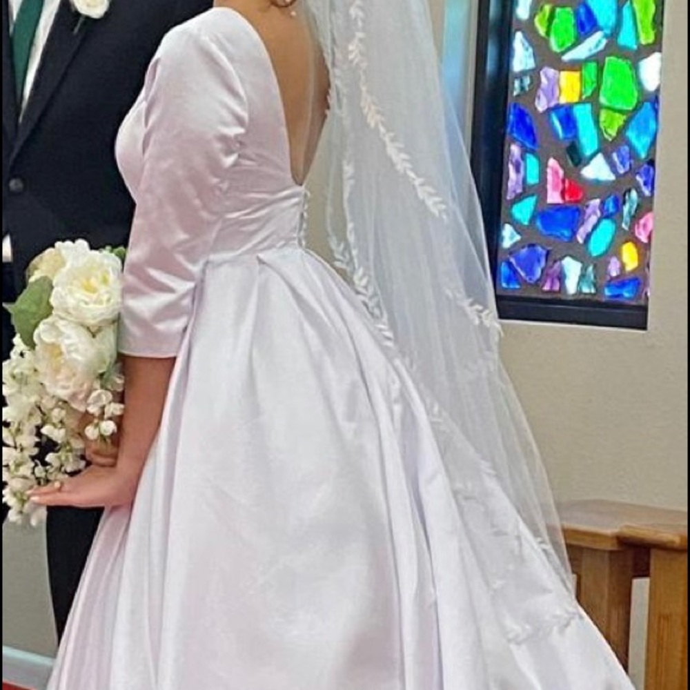 Wedding dress, white - Picture 5 of 5